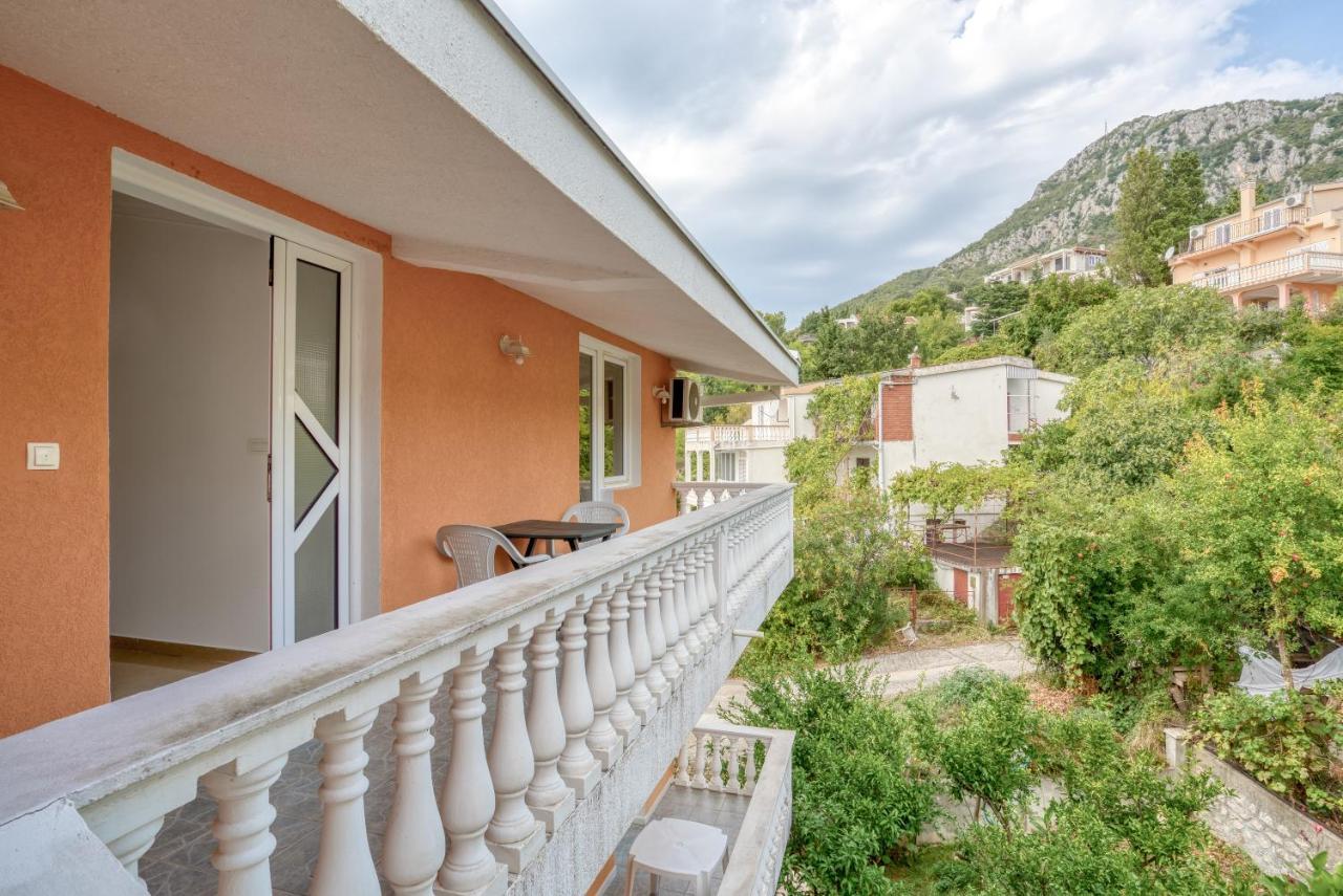 Hostel "KRALJICA SNEŽNA " Sutomore Exterior foto